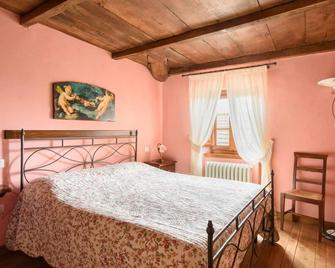 Borgo Dei Corsi - Vergaio 6 Apartment - Ortignano - Habitación