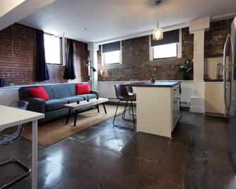 Cameo Hotel and Suites - Halifax - Living room
