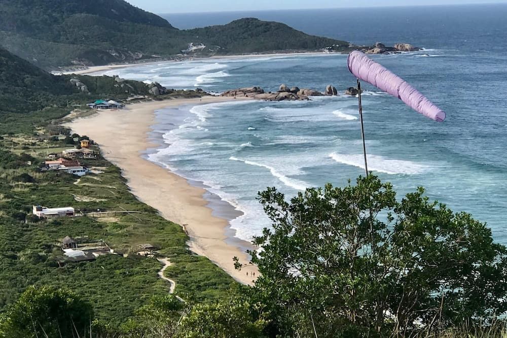 Nômades Riverside - Adventure Hostels & Coworking - Florianópolis
