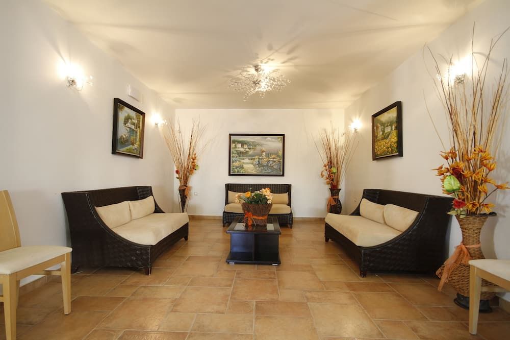 Katerina Hotel - Agios Prokopios