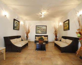 Katerina Hotel - Agios Prokopios