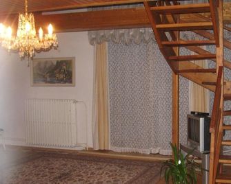 Apartmany Sedmikraska - Žernovka - Scale