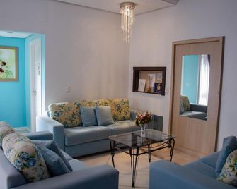 Pousada Lanai Gramado - גרמאדו - סלון