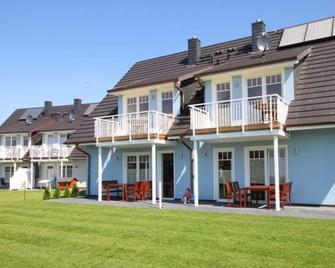 Achtern Diek - Ferienwohnungen - Börgerende-Rethwisch - Gebäude