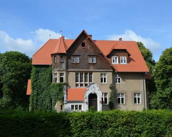 Palac Mysliwski - Orle - Mirosławiec - Edificio