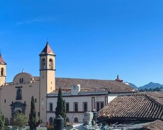 Hotel Avenida - Zacatlán