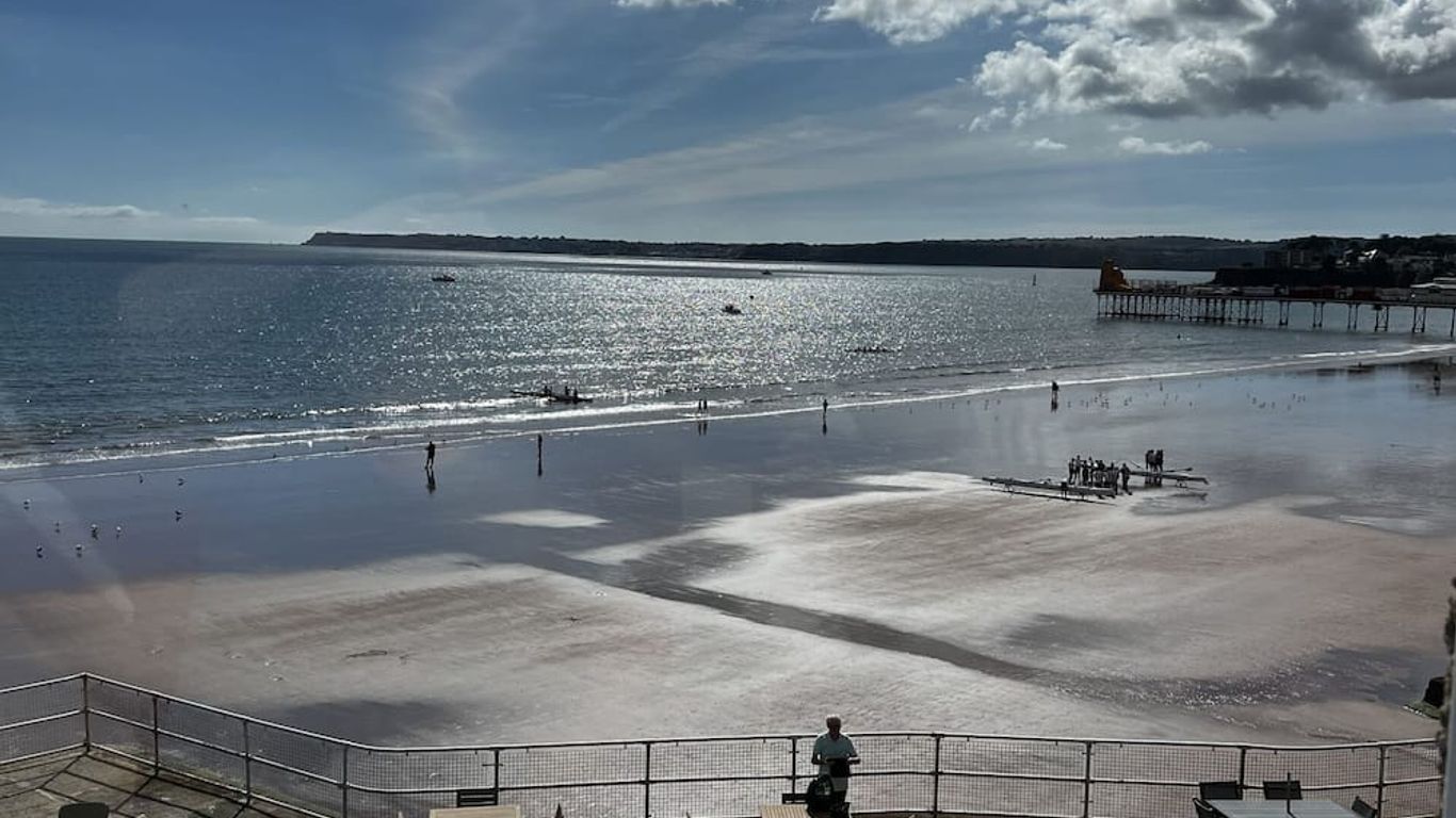 Devon House Guest House