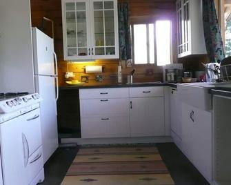 Long Term Seasonal 20 Minutes Outside Of Telluride And Rigeway. - Placerville - Kitchen