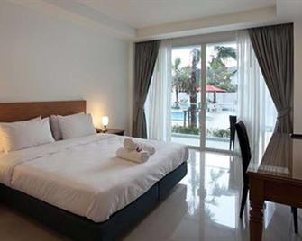 Clear House Resort - Kamala