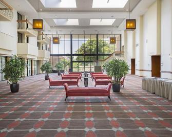 Ontario Airport Hotel & Conference Center - Ontario - Lobby