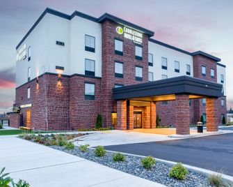 Cobblestone Hotel & Suites - Lynden - Lynden - Edificio