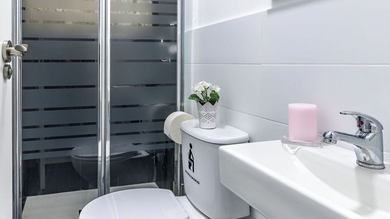 AYZ Juan de Mena - Auto check-in property