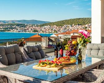 Beach Villa Valentina - Trogir - Parveke