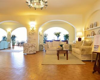 Hotel Acquasanta - Terracina - Lobby