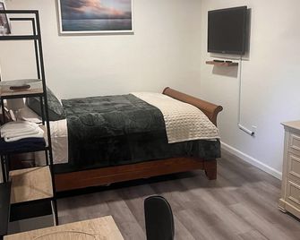 The Wine Barrel Studio -Charming studio in adorable Rohnert Park with WiFi - Rohnert Park - Slaapkamer