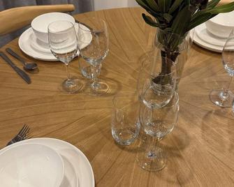 Protea Cottage - Masterton - Dining room