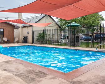 Swiss Alps Inn - Heber City - Piscina