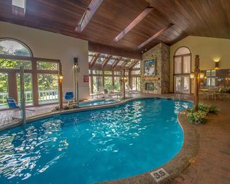 Nordic Village Townhouse, Storyland, Mountains, Pools - Glen - Pool