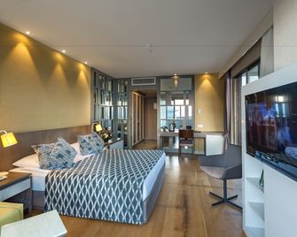 Sherwood Dreams Resort - Serik - Schlafzimmer