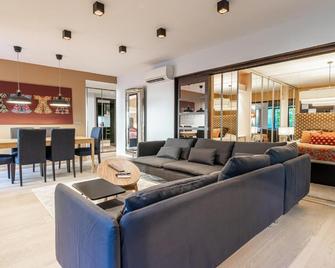 Deger 16 Residences - 伊斯坦堡 - 客廳