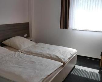 Ruhrstadtarena Hotel - Herne - Slaapkamer