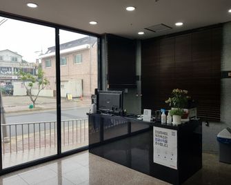 Daecheon 323 Condo - Boryeong - Front desk