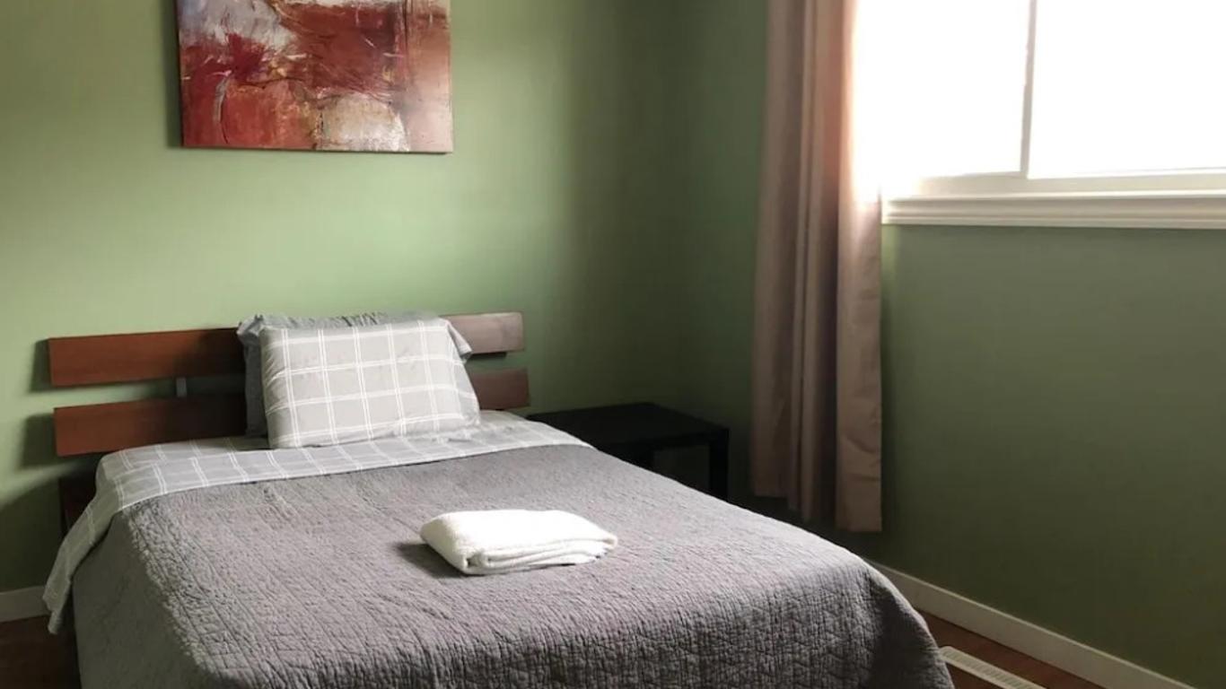 Private Rooms Close To Nait Guest House For Men Only