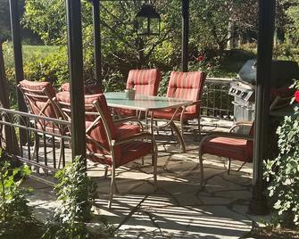 Harlem Stonegate B&B - Delta - Patio