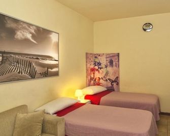 Holiday House Ospedale B & B - Pisa - Makuuhuone