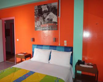 Hotel Frida - Athens - Bedroom