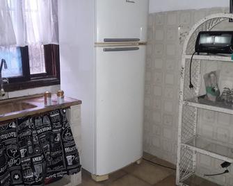 Casa Térrea Para Temporada - Peruibe - Cocina