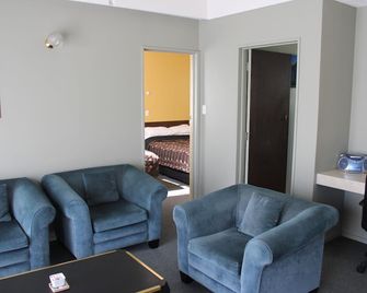193 Aorangi Manor Motel - בלנהיים - סלון