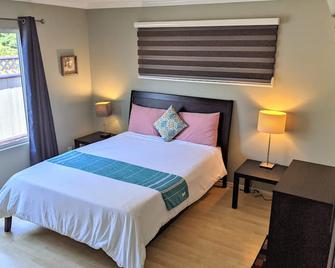Beautiful Remodeled Home - Goleta - Bedroom