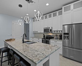 Sunrise Island Retreat - Fort Pierce