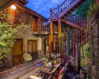 Zui Inn - Lijiang - Patio