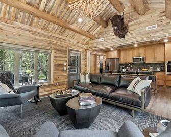 LPJH | Seasonal Therapy | Secluded Escape in the Heart of Teton National Park - Jackson