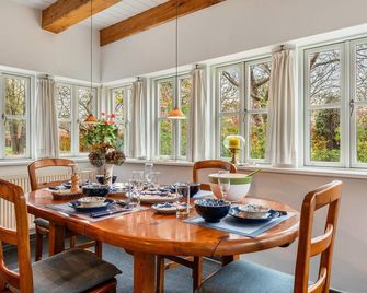Landhaus im Garten - Hatten - Dining room
