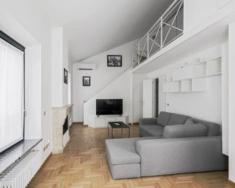 Living Brera, a unique experience - Vicolo Fiori - ميلان - غرفة معيشة