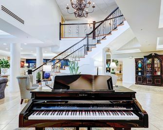 โรงแรมเรโฮบอธ - เรโฮโบท บีช