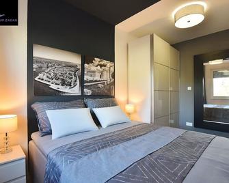 Legacy Marine2 - Zadar, Luxury Suites - Zadar - Bedroom