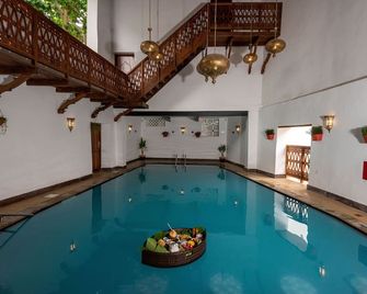 Beyt Al Salaam - סטון טאון - בריכה