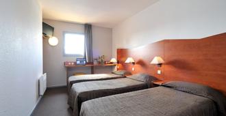 Hotel & Residence Calais Car Ferry - קאלה - חדר שינה