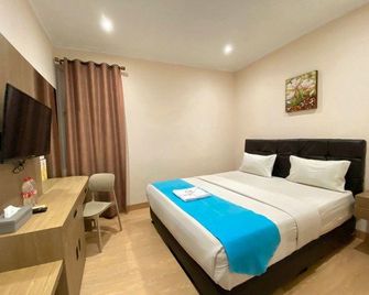 Benito Residence - South Tangerang City - Schlafzimmer