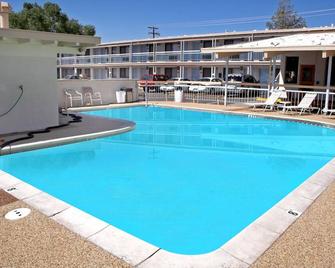 Winnemucca Holiday Motel - Winnemucca - Pool