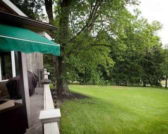 Luxury Estate Home - Triadelphia - Patio