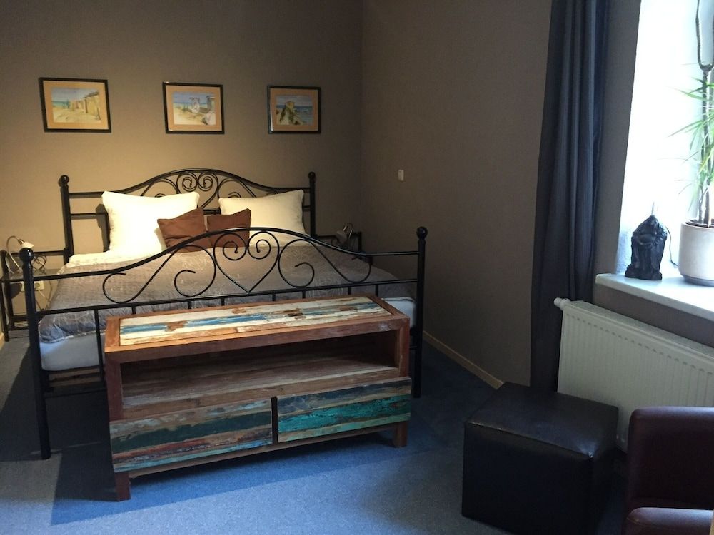 Old forester's lodge in a fantastic location in the middle of the forest - Crivitz - Schlafzimmer