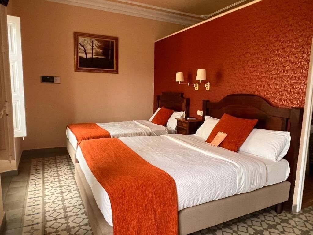 Hotel Noucentista - סיטגס