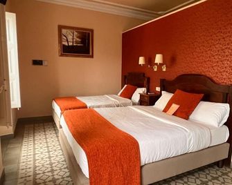 Hotel Noucentista - סיטגס
