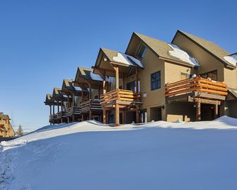 Ski-In/Ski-Out Townhouse with Outdoor Hot Tub, Access to Big Sky Resort - Big Sky - Edificio
