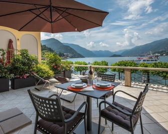 Terrazza Mazzini Deluxe by Wonderful Italy - Bellagio - Balcón